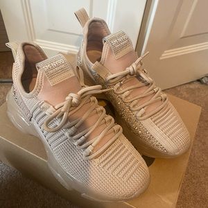 STEVE MADDEN SM NY90